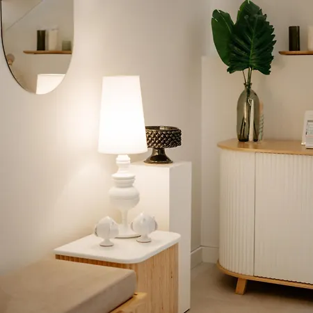 Emblematico F24-only Adults 3*